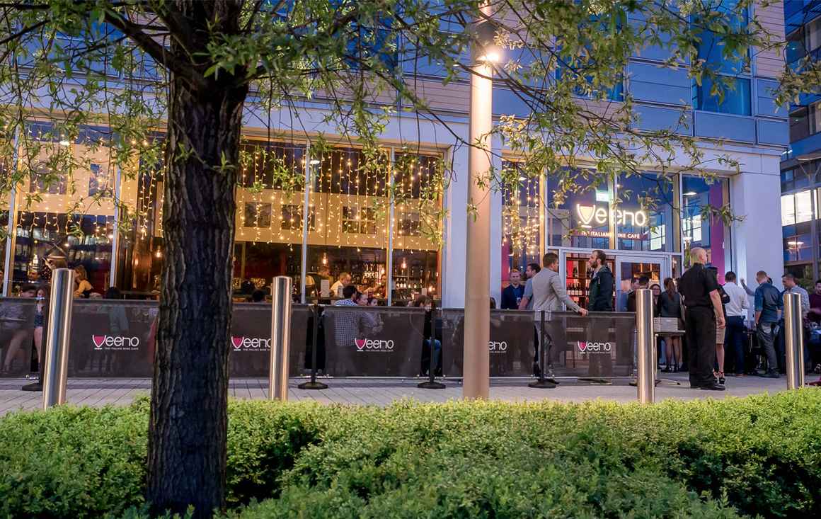 Veeno Bristol 50 off the first table of the night with First Table