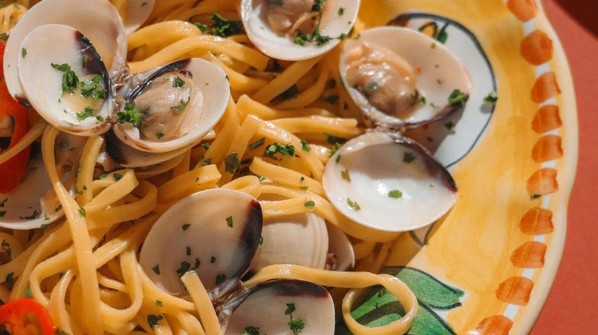 Tavola Di Famiglia