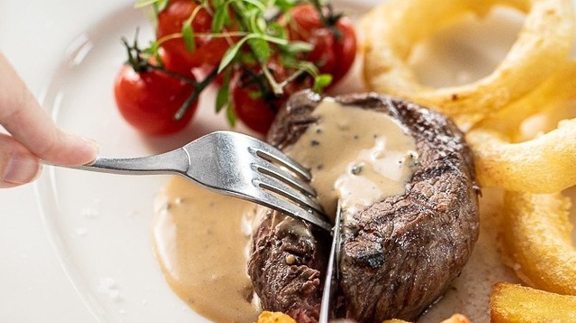 Marco Pierre White Steakhouse at the Leonardo Royal Hotel Oxford