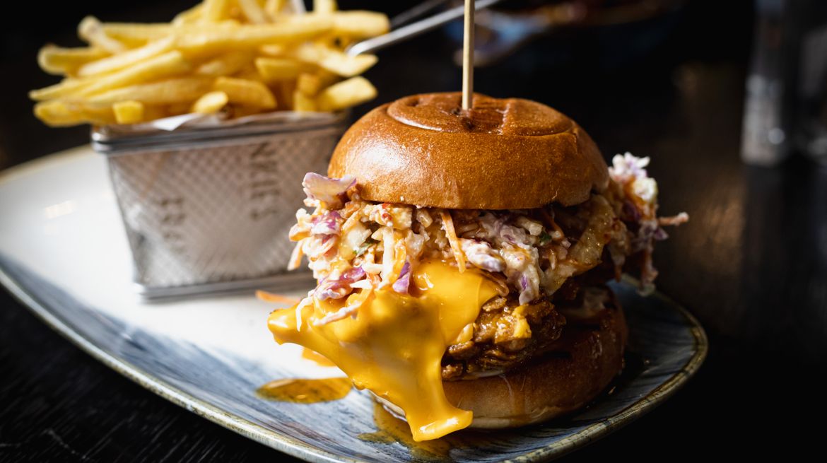 Frankie's Sports Bar and Grill