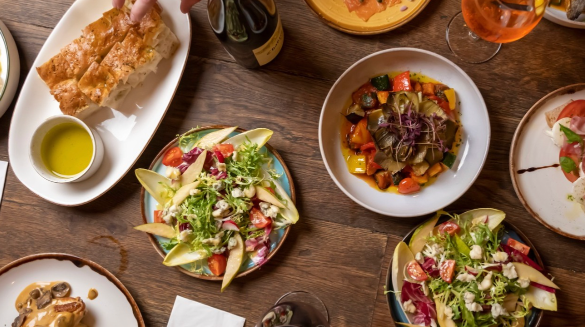 FARE Restaurant + Bar