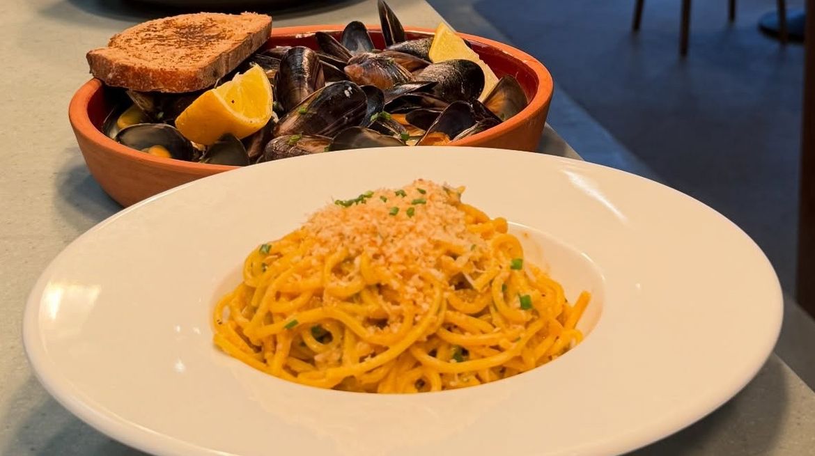 Layla's Bistro