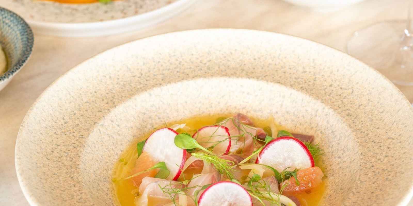 Lyra Greek Restaurant