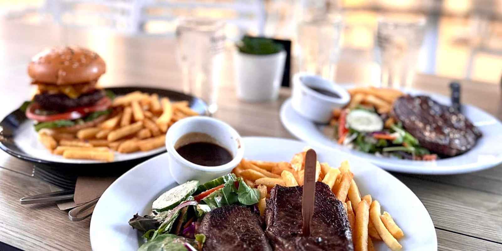 Myrtle's Bistro at the Trade Coast Hotel
