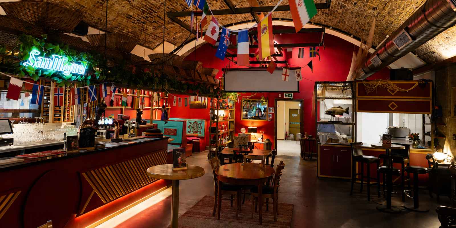 Amora Gusto Tapas & Bar