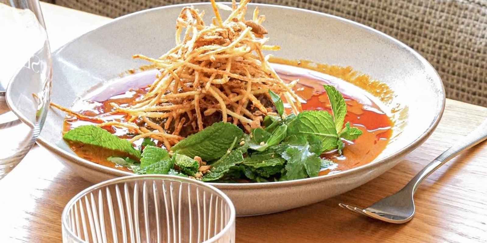 Melrose Restaurant & Rooftop Bar