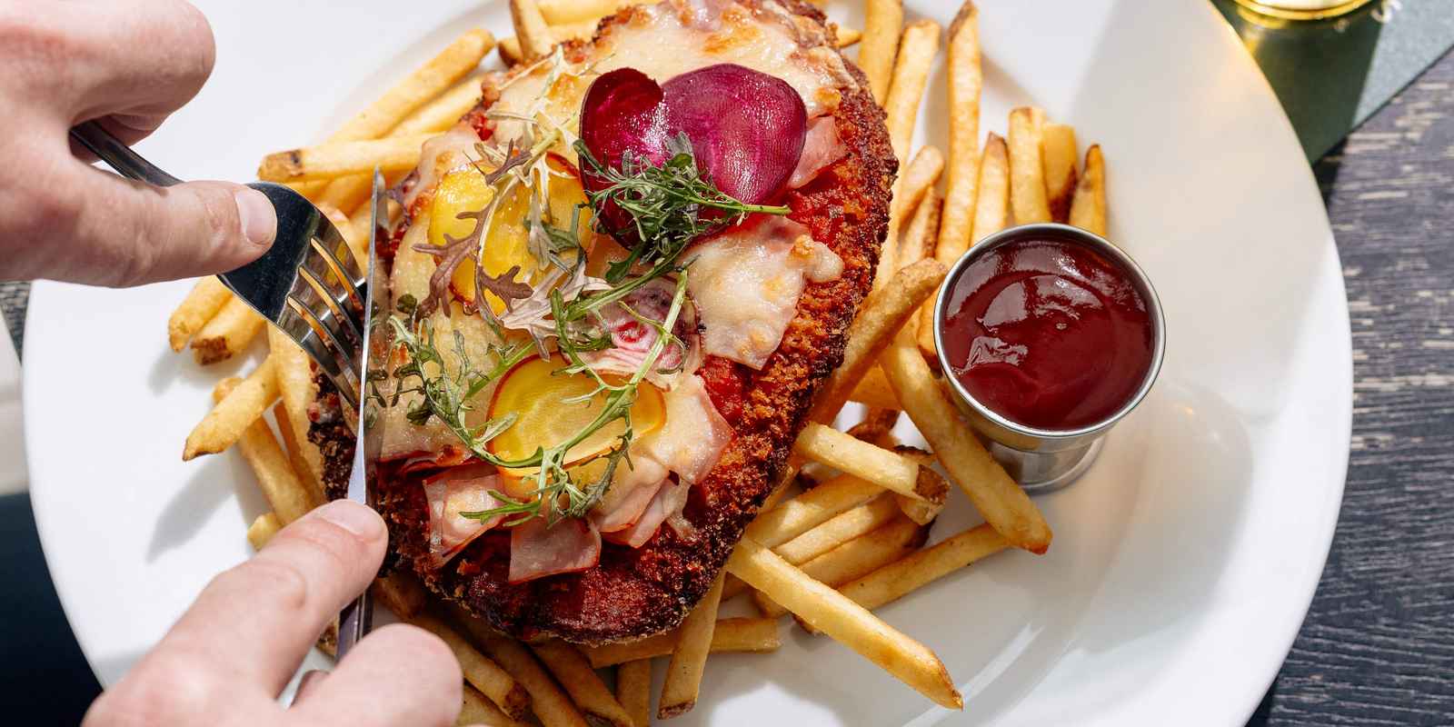 The George Bar & Grill
