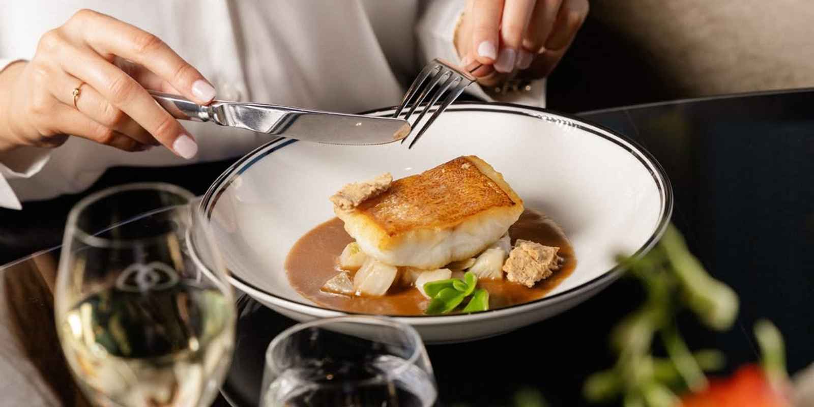 Bistro Suzette at the Sofitel