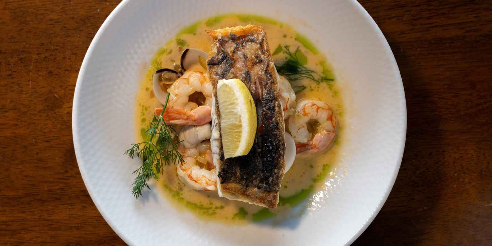 Lyra Greek Restaurant