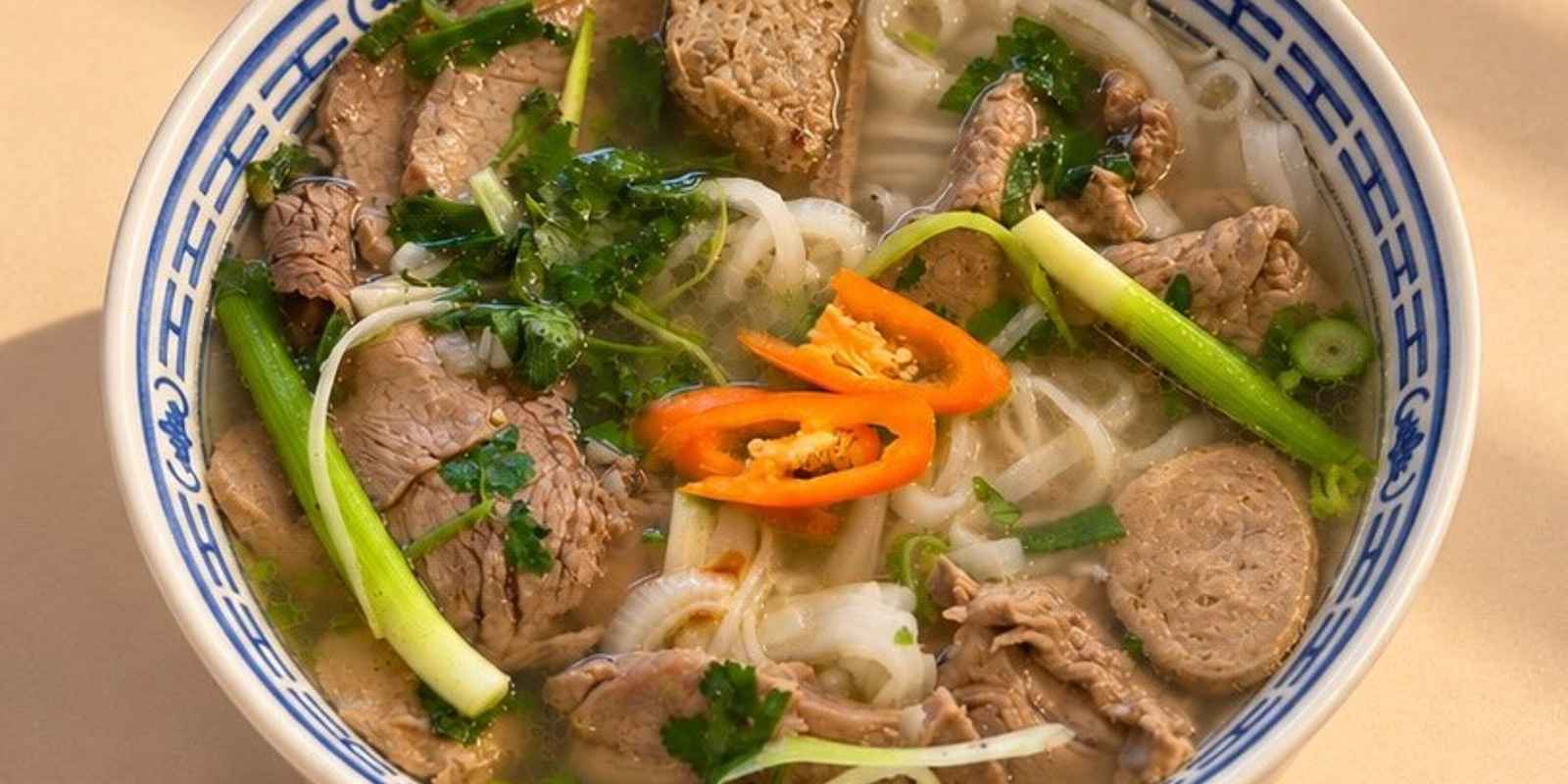 Leon's Pho and Roll
