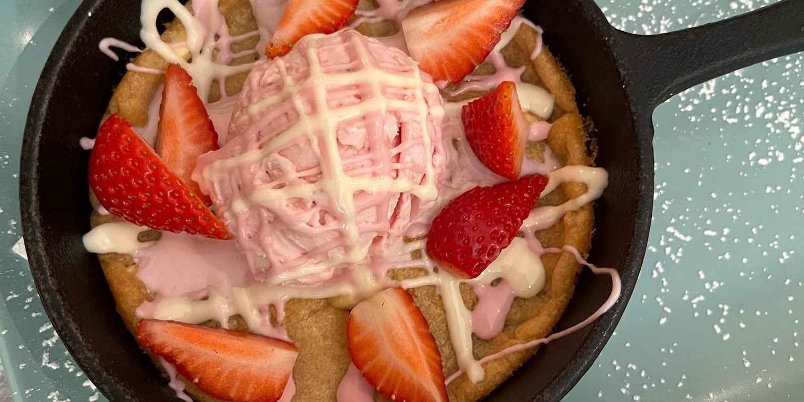 Temptations Cafe & Dessert Lounge