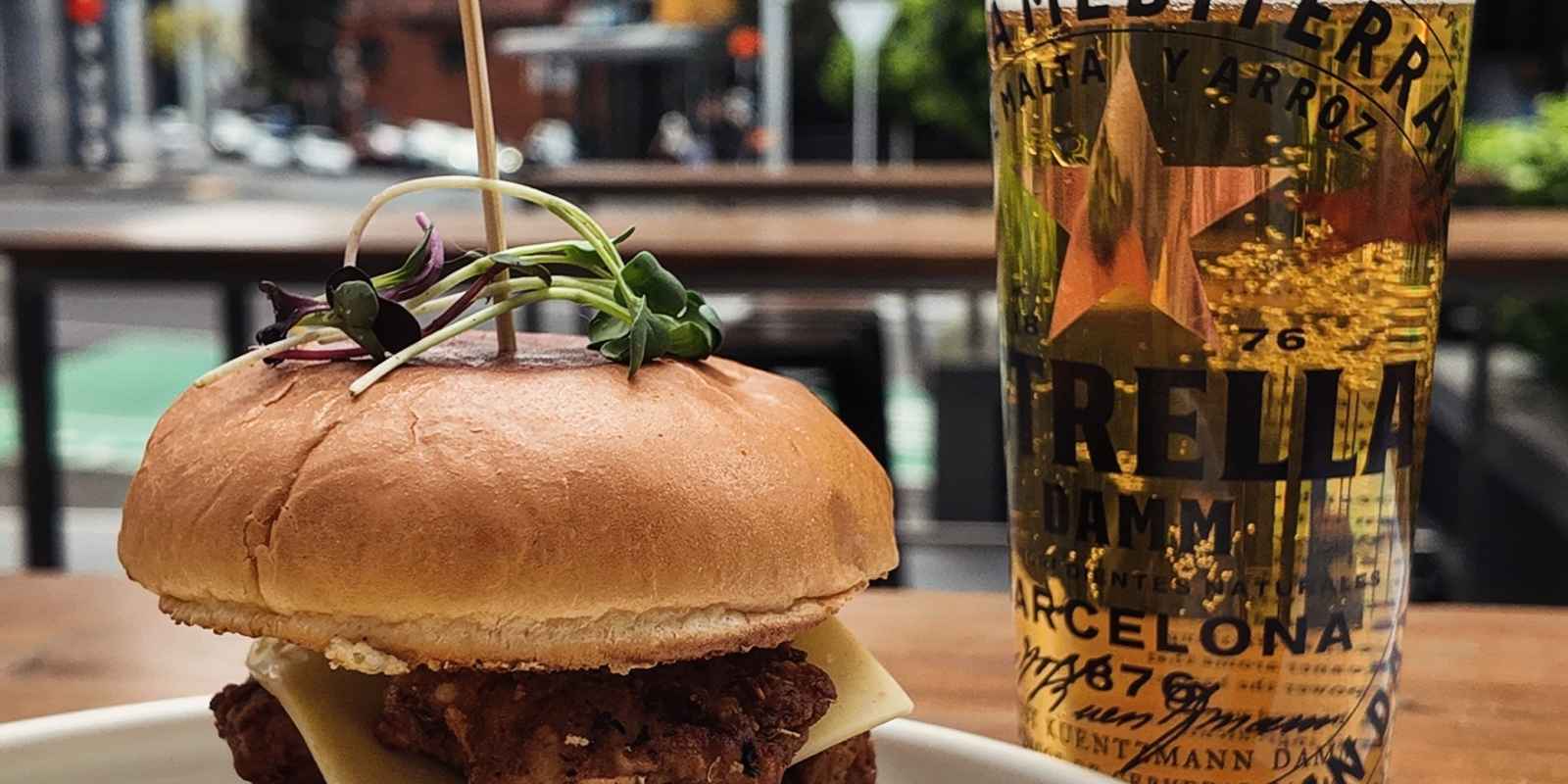 Intruders Cafe Bar & Eatery