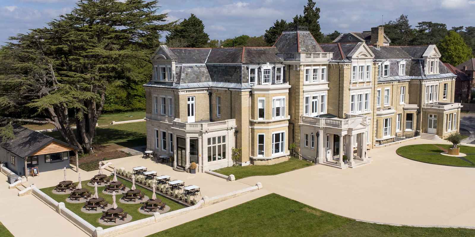 Orchard Brasserie @ Orange Grove Hotel