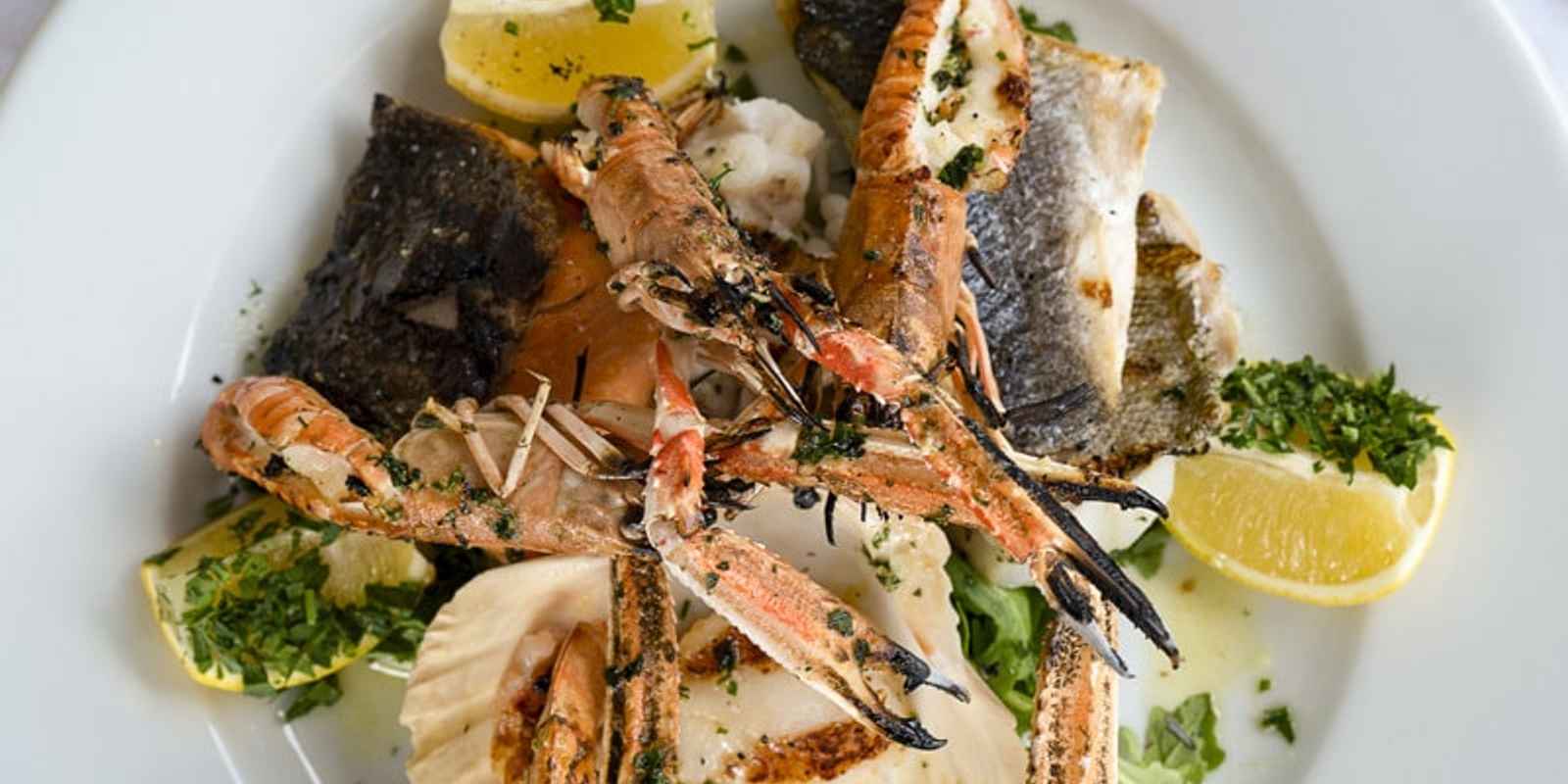 Lucarelli Restaurant Mailbox