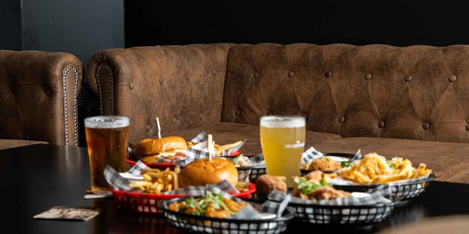 Carolina's Bar And Grill