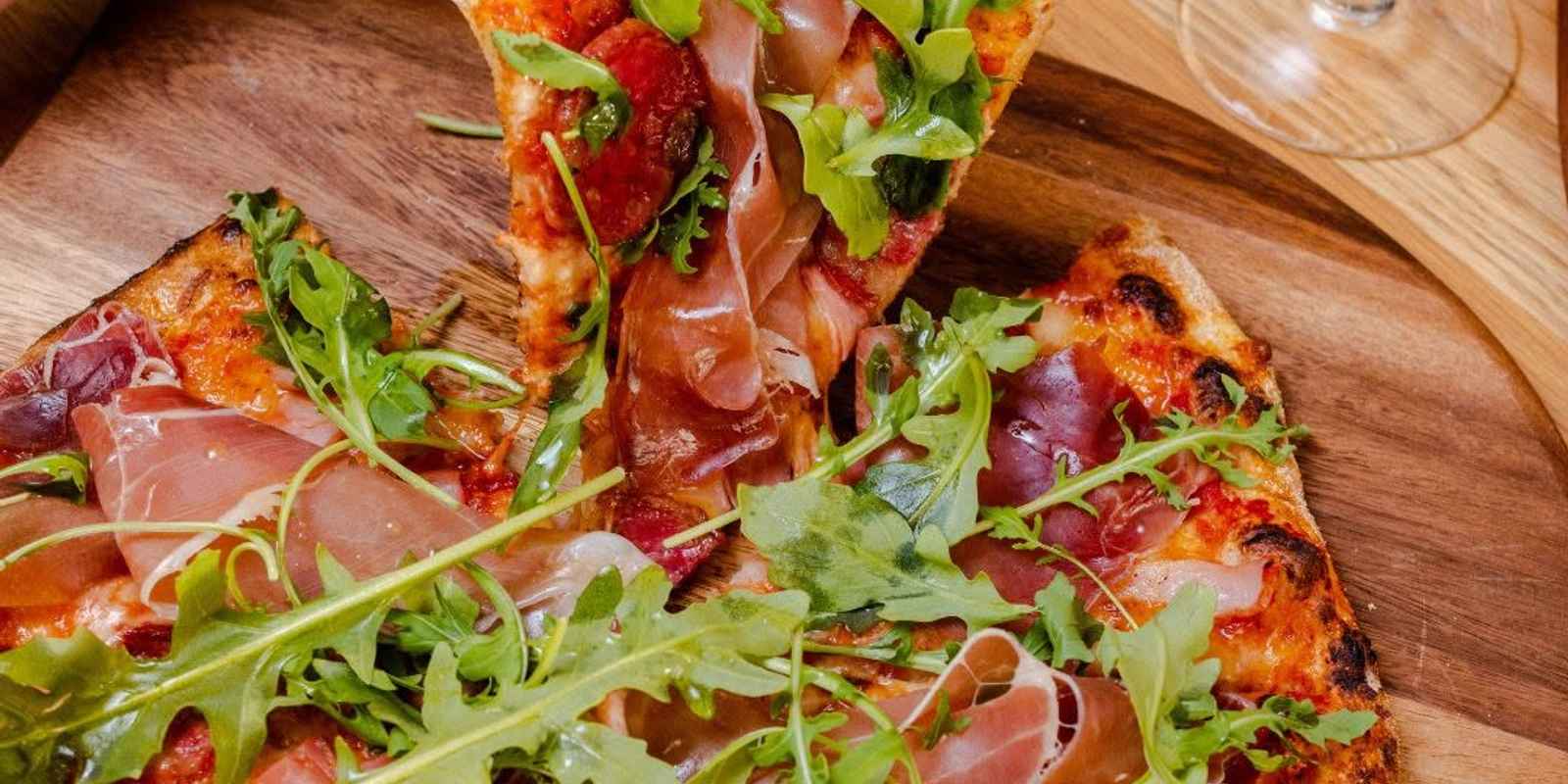 450° Pizza