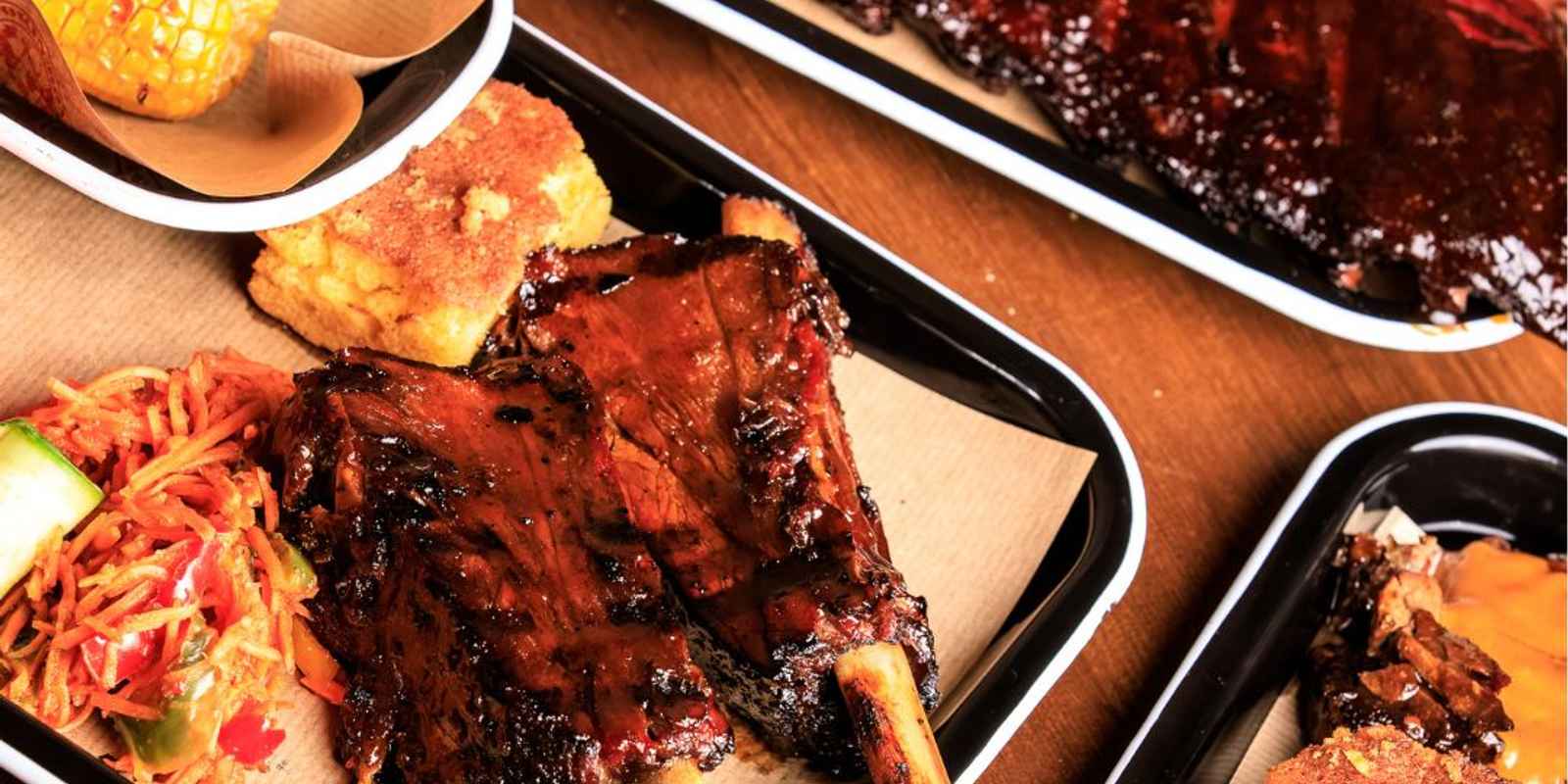 Smokin Bones Castle Market