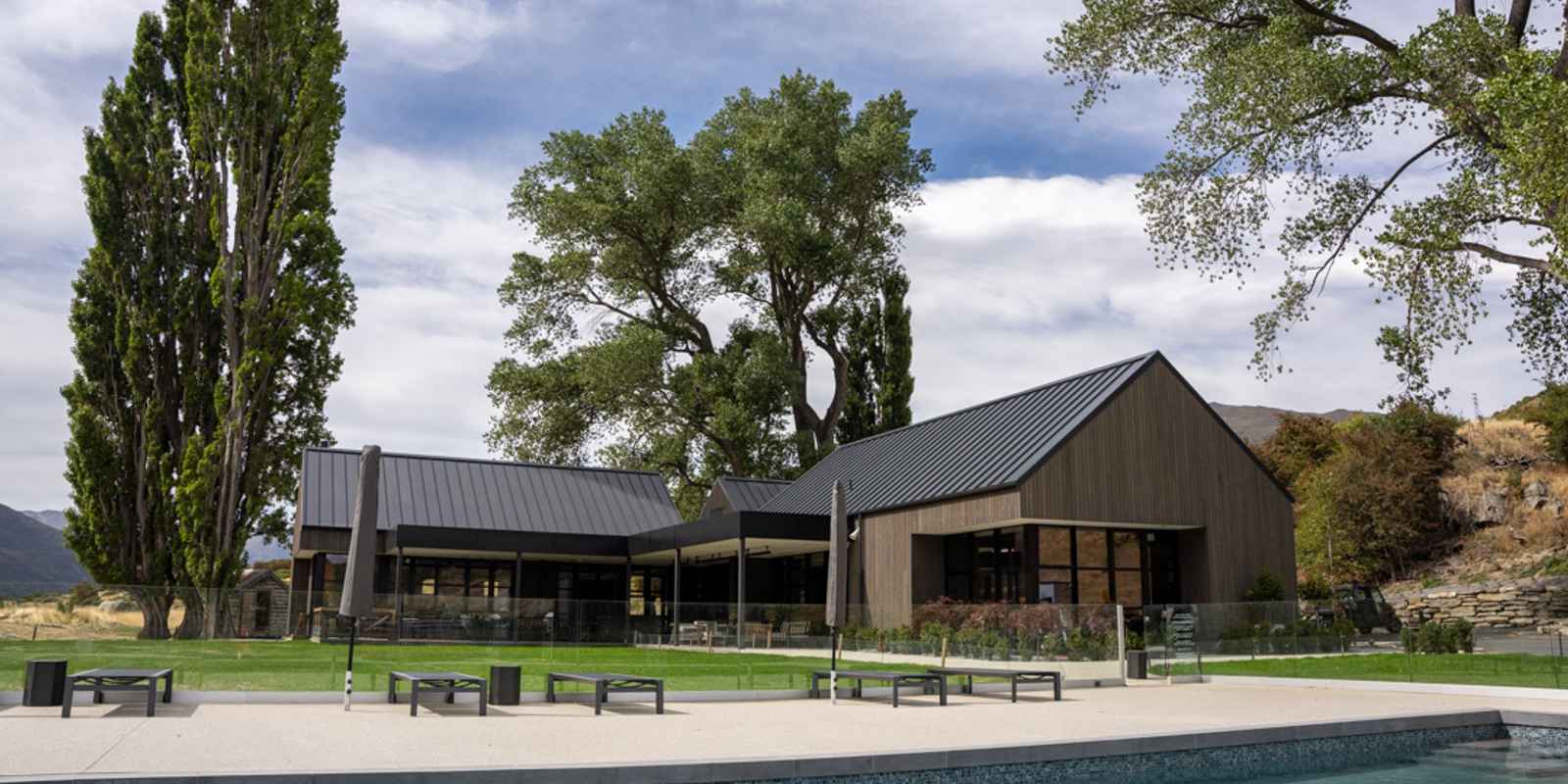 Clubhouse Restaurant