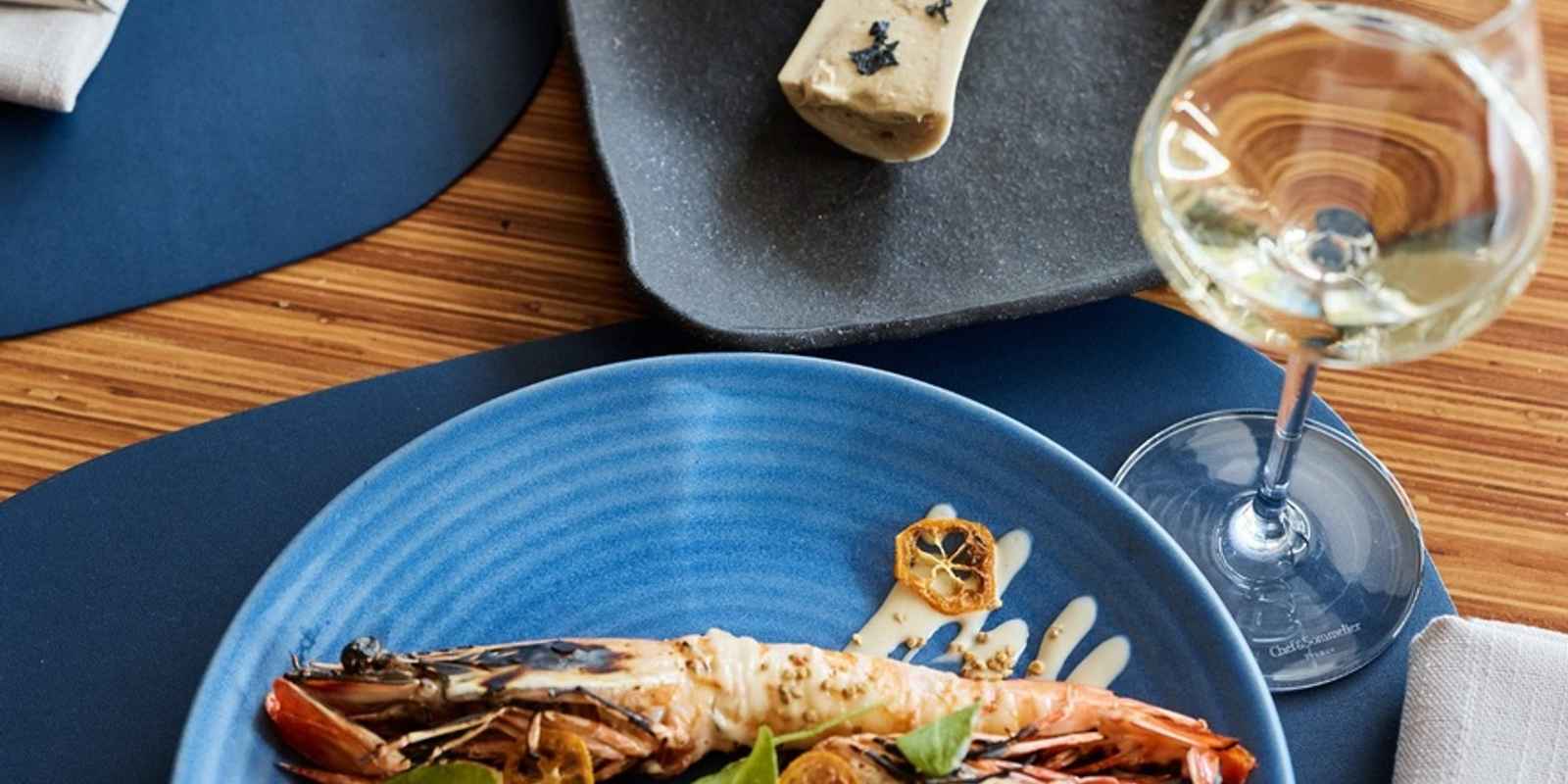 Azure Bar and Grill at Elements of Byron