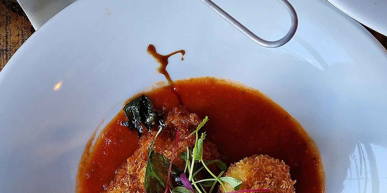 Prive Bar Restaurant