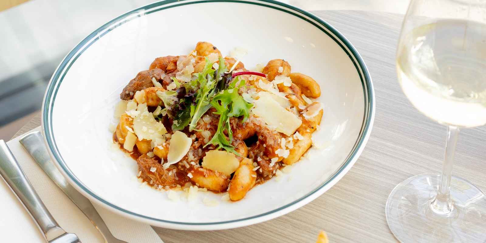 Chelsea Social Bar & Restaurant