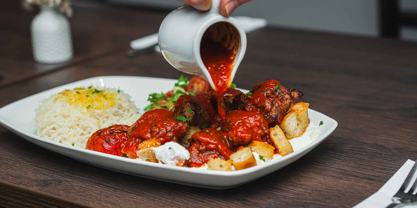 Luminous Bar & Restaurant