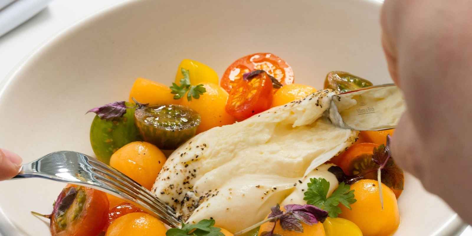 Shutters Restaurant & Bar