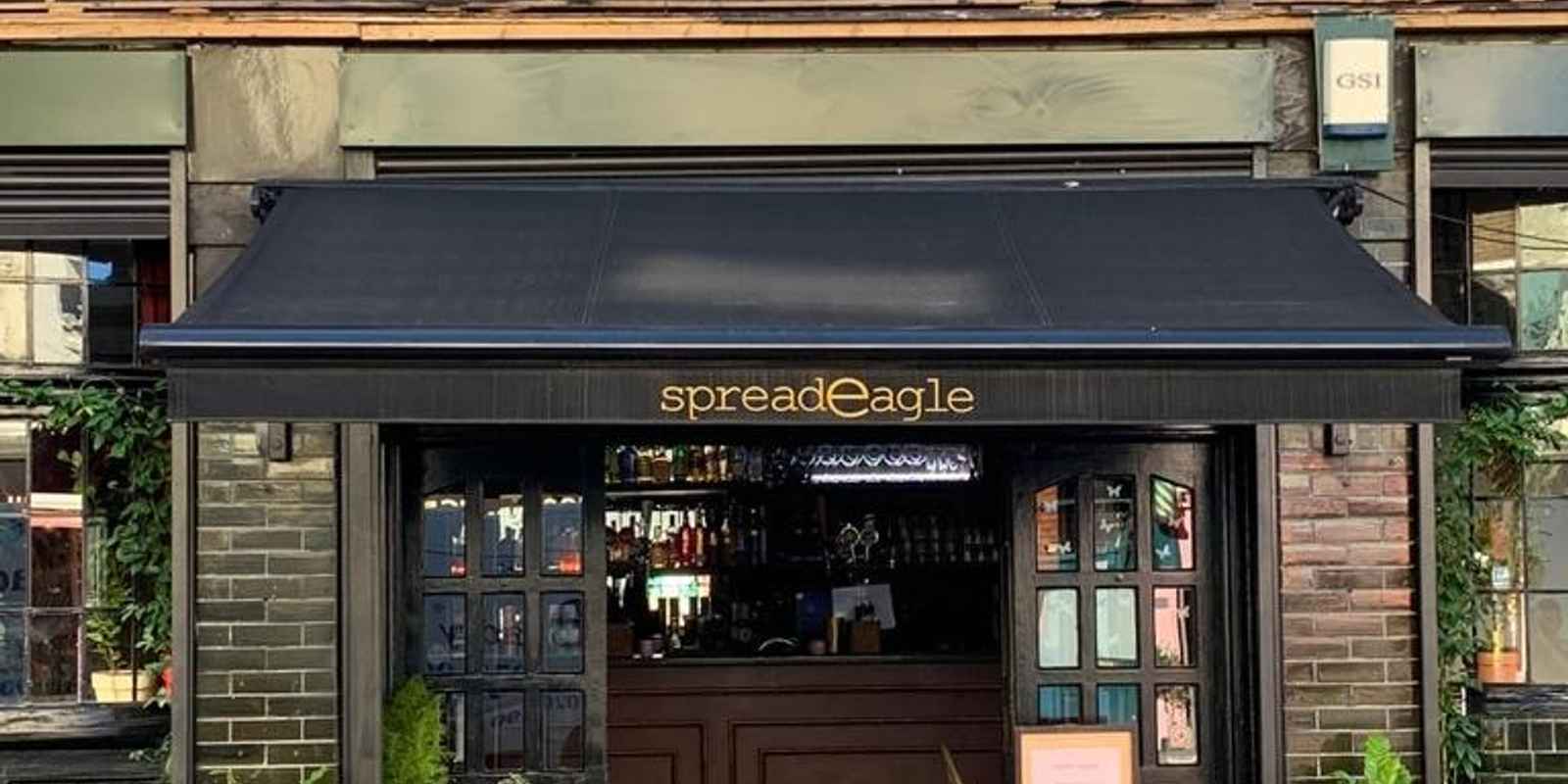 J Burgers at The Spread Eagle Kingsland Road