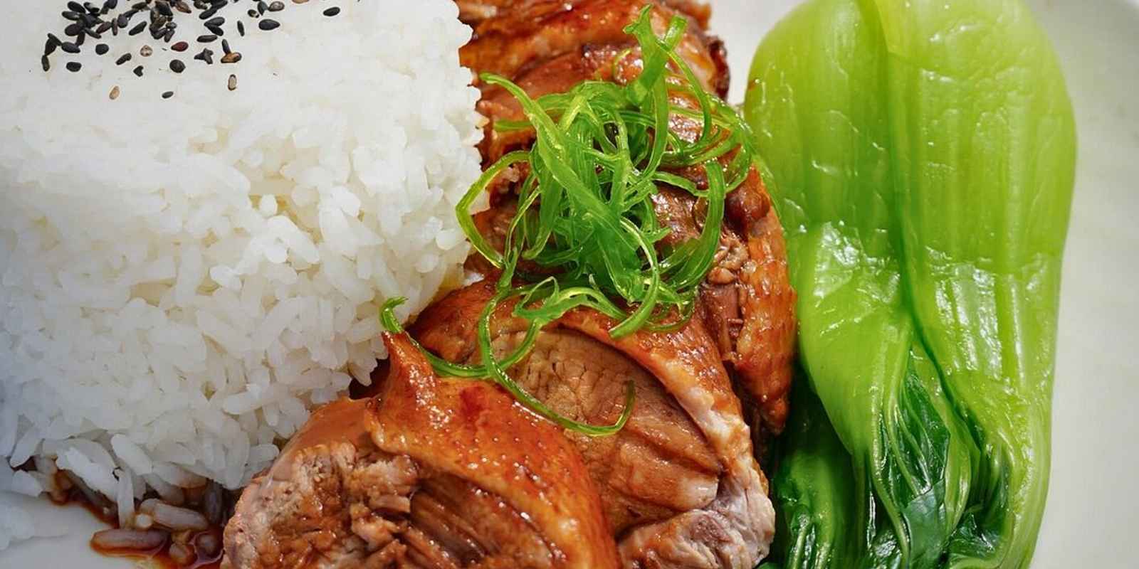 Poolhouse Bar & Kitchen