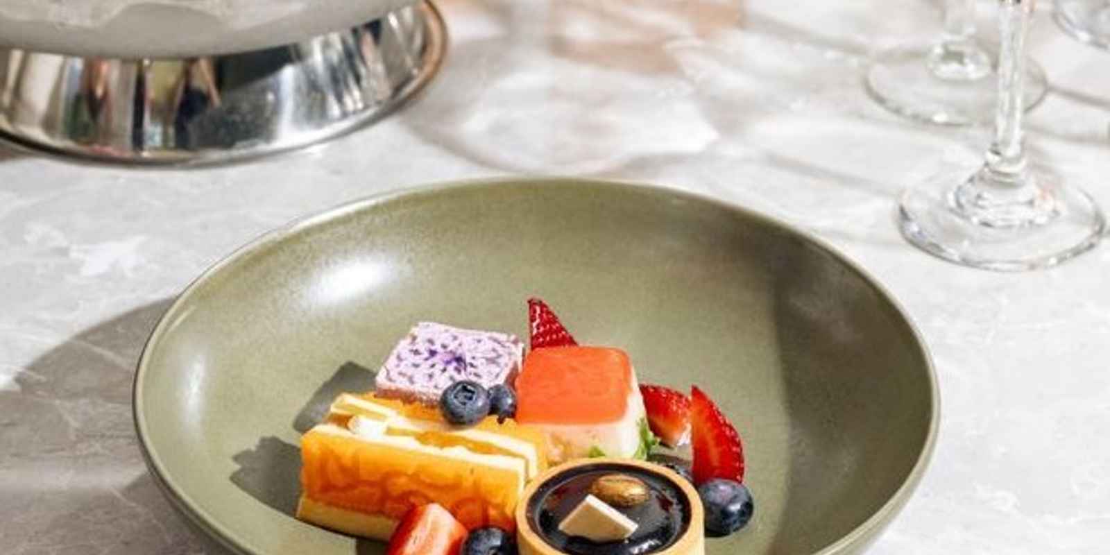 High Tea @ The George Bar & Grill