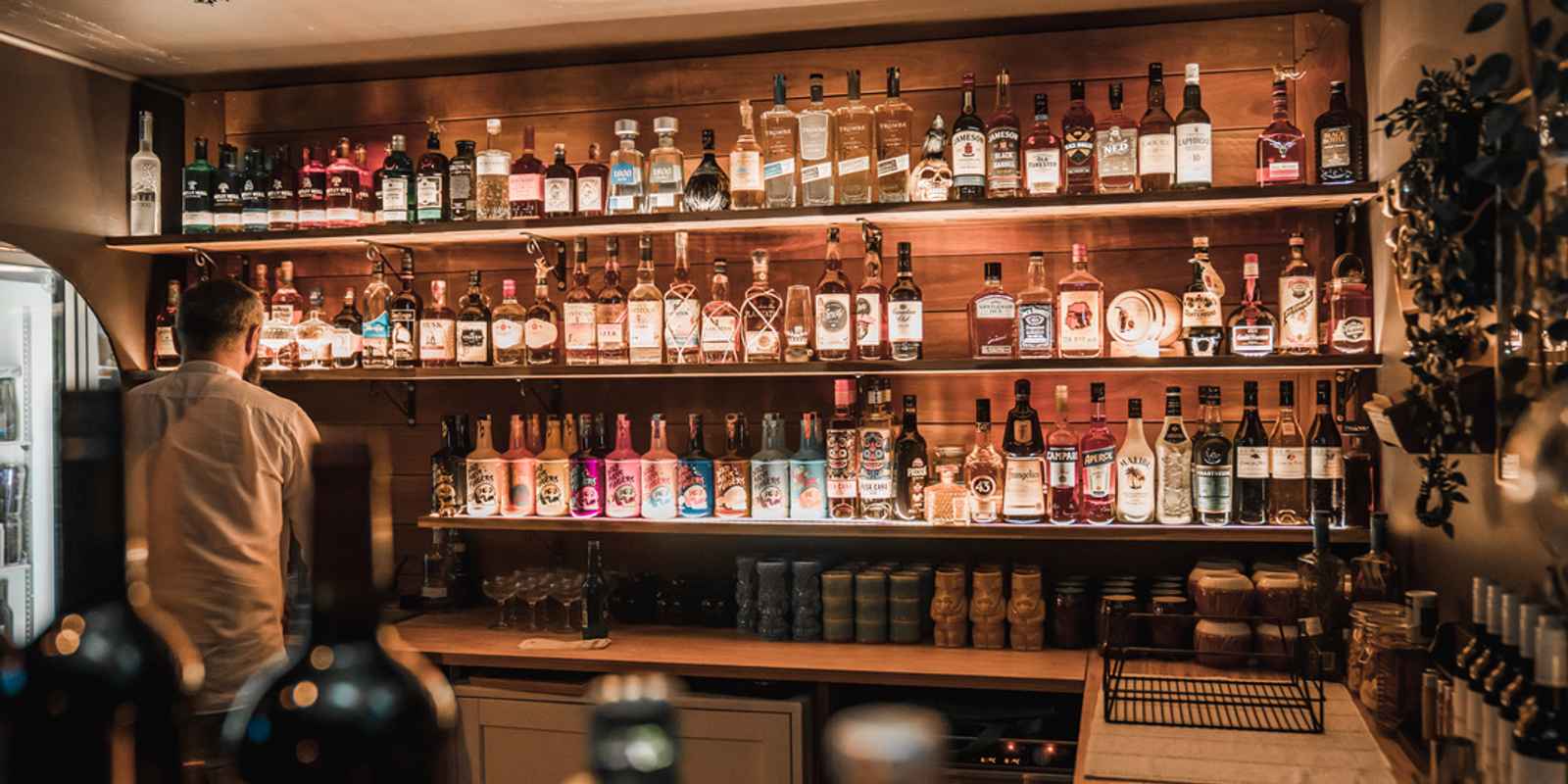 The Fourth Monkey Cocktail Bar & Grill