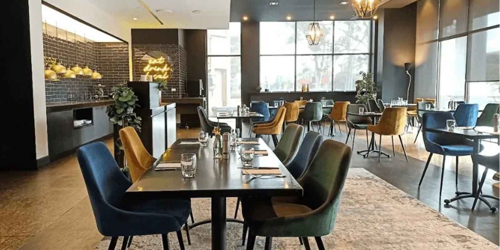 Meze Restaurant (Novotel Glen Waverley)
