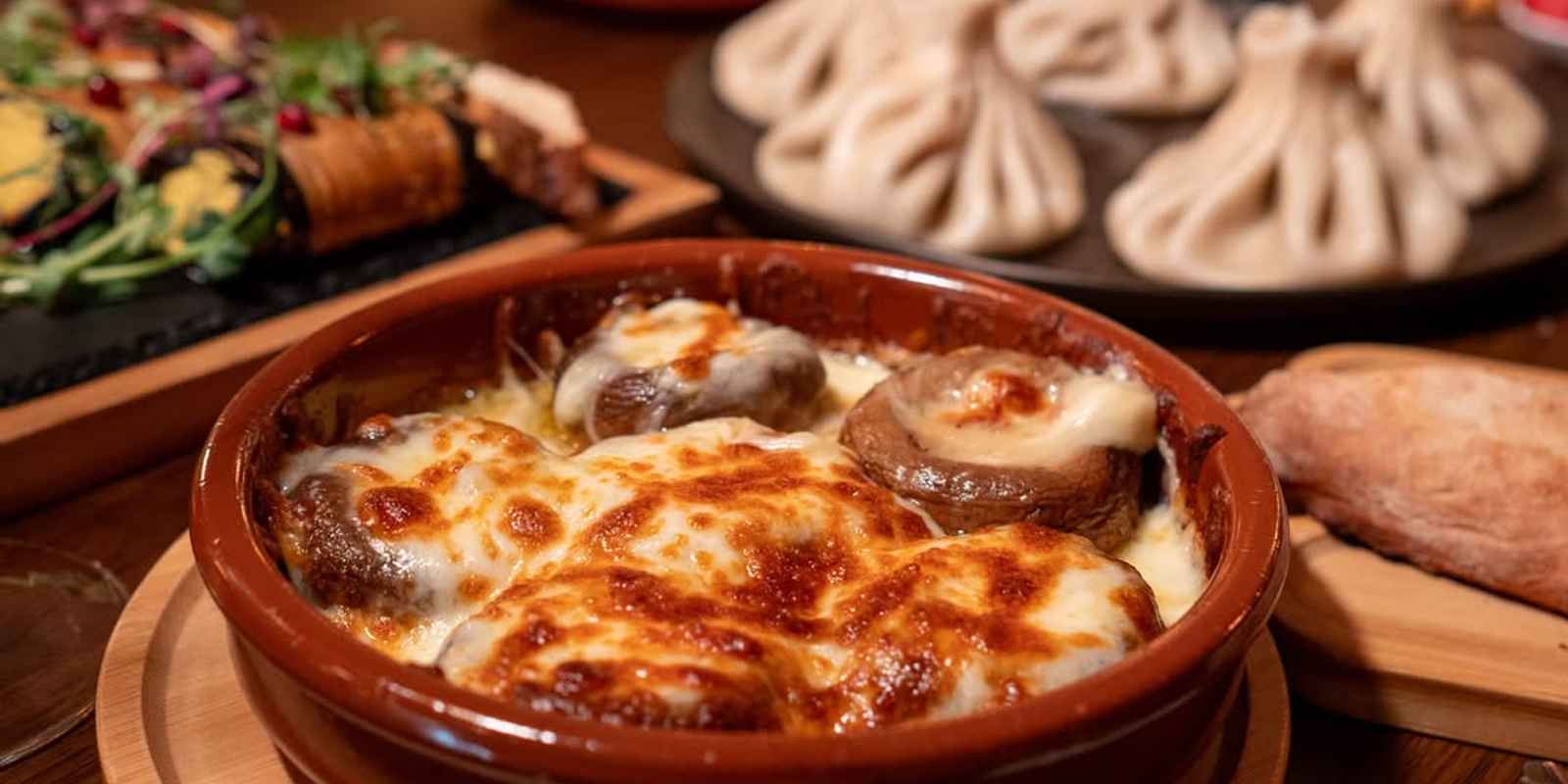 Genatsvale Georgian Restaurant