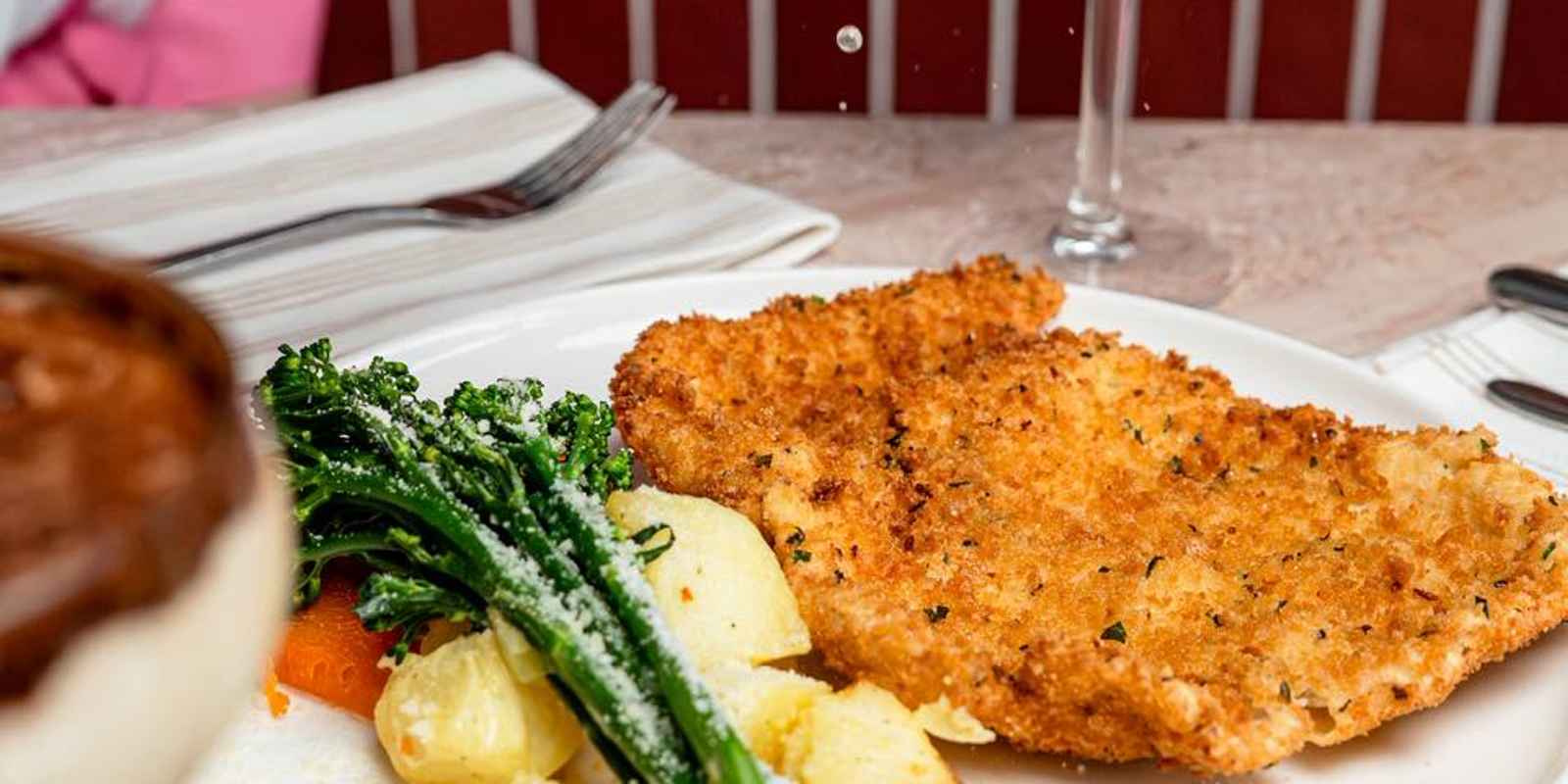 Vinnie's Kitchen & Bar