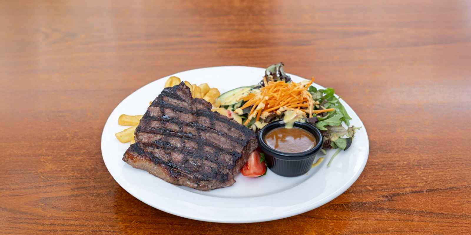 Runway Restaurant & Bar at Rydges Gold Coast