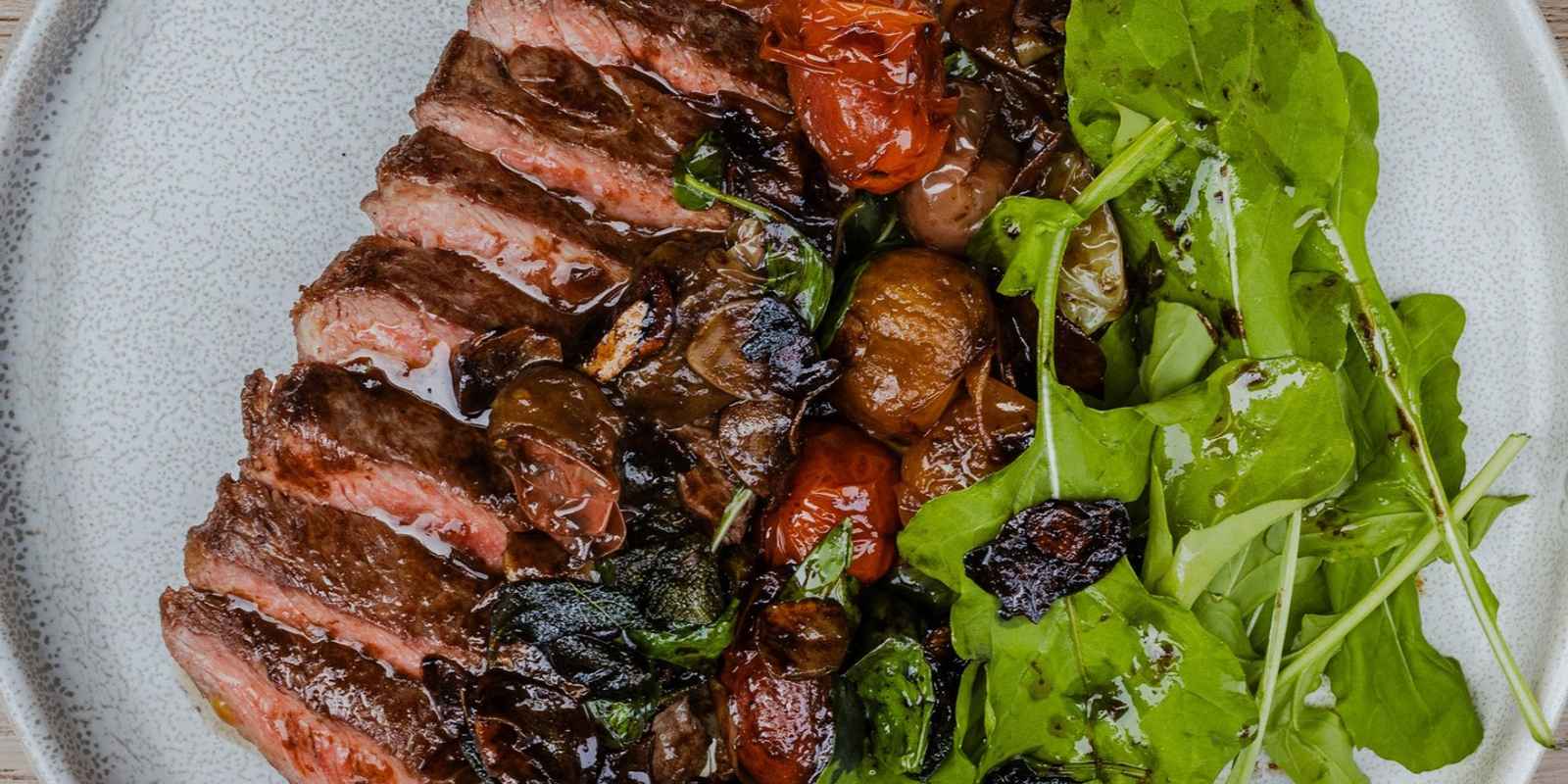 No.5 Restaurant & Bar