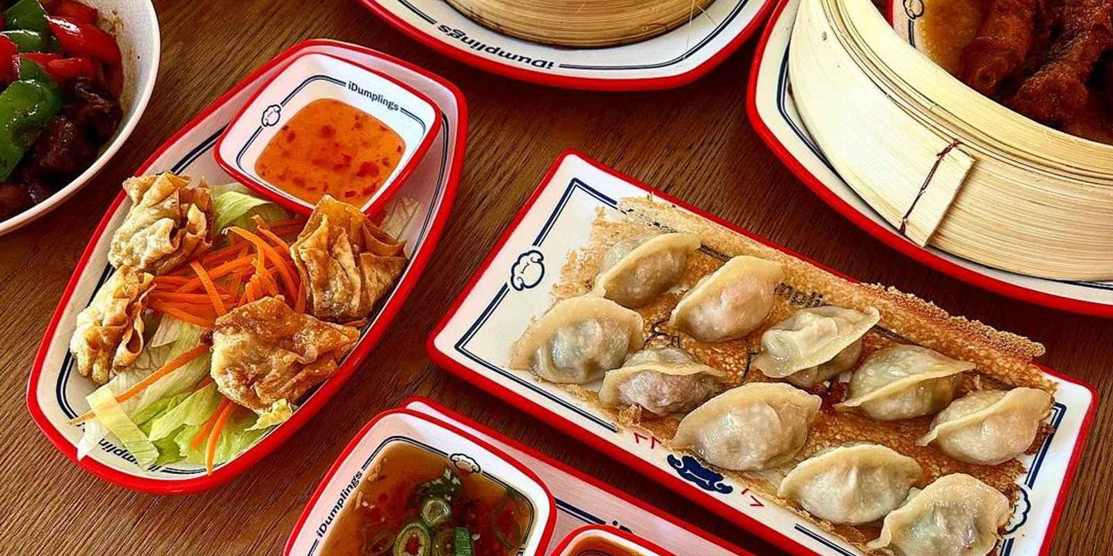 iDumplings Asian Food & Dragon Bar