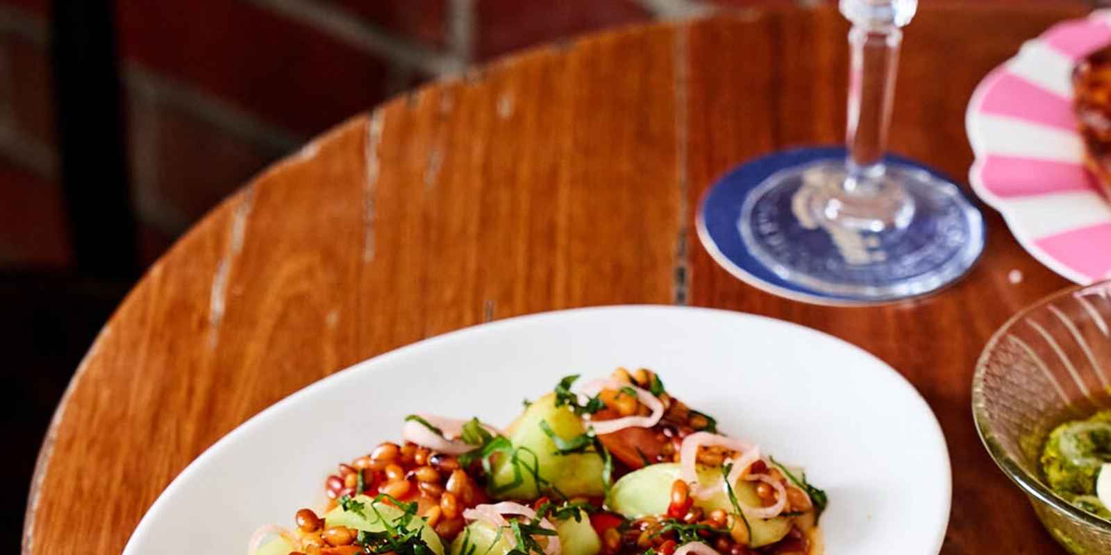 Ronnie's Terrace Bar ( Rialto Piazza )