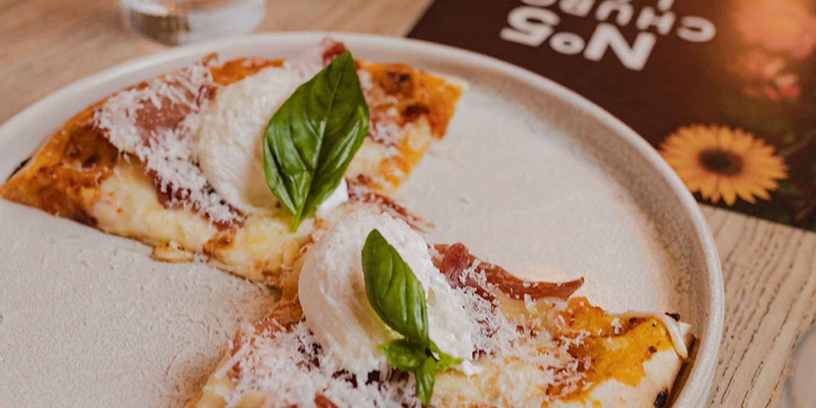 No.5 Restaurant & Bar