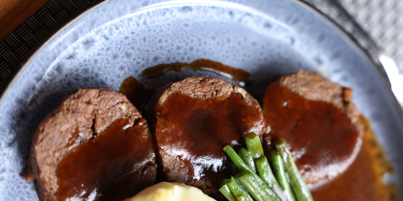 The Neighbourhood Bar & Kitchen