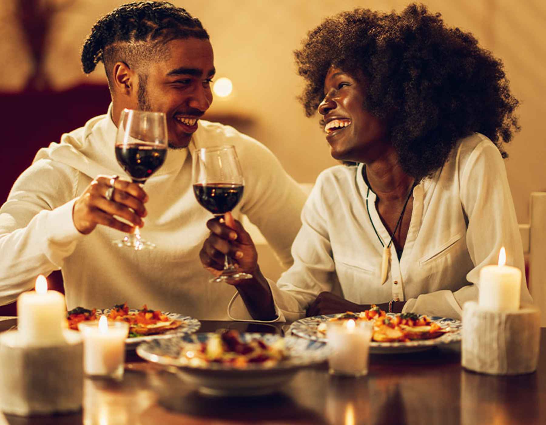 WIN the Frequent Foodies® Valentine’s date-to-stay giveaway 🏹❤️