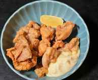 Tokyo Pub by Mr Curry