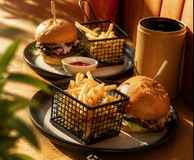 Averra Cafe & Diner