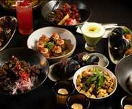 Hizola’s Kitchen & Bar