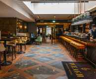 Elle's Bistro