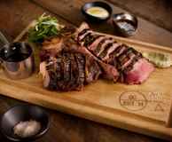 Clifford's Grill & Lounge