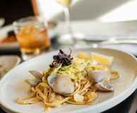 Queens Head Bar & Eatery