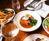 Lyra Greek Restaurant