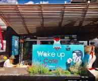 Wake Up Gallery Cafe