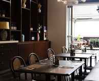 Manor Cafe & Restaurant
